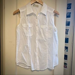 White Summertime Sleeveless Button Up Size Medium